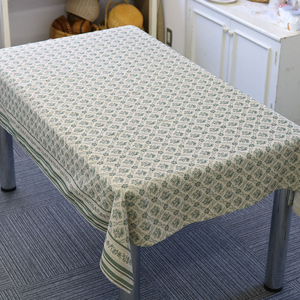 RFフルール・ド・ヴェール　テーブルクロスレクタングル170